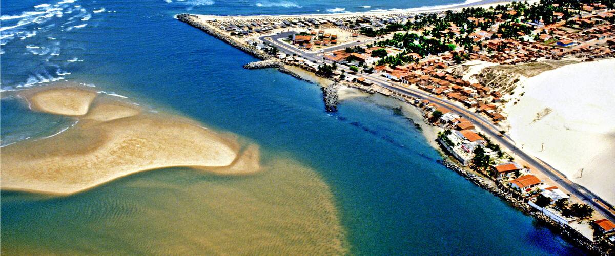 Aérea do Rio Ceará e da Barra do Ceará em Fortaleza. Ceará.