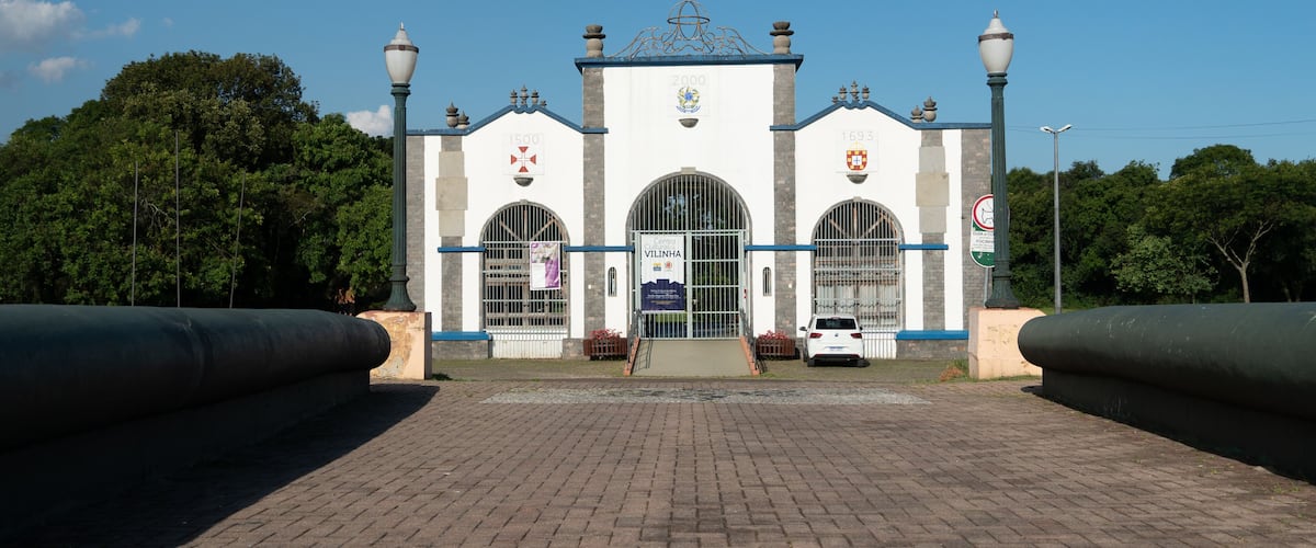 Portal do Parque Vilinha, parque localizado no Bairro Alto em Curitiba