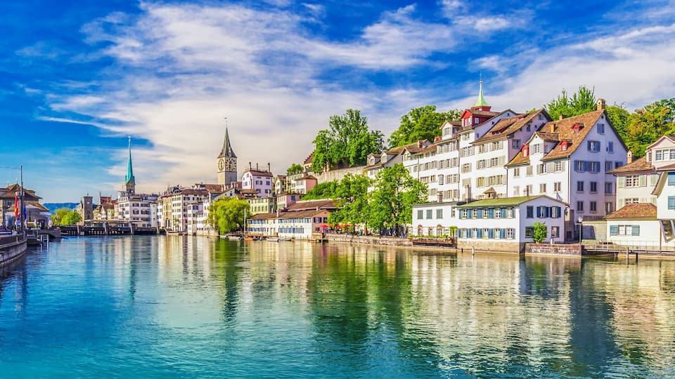 Historic Zürich city center with famous Fraumünster Church, Limmat river and Zürich lake, Zürich, Switzerland