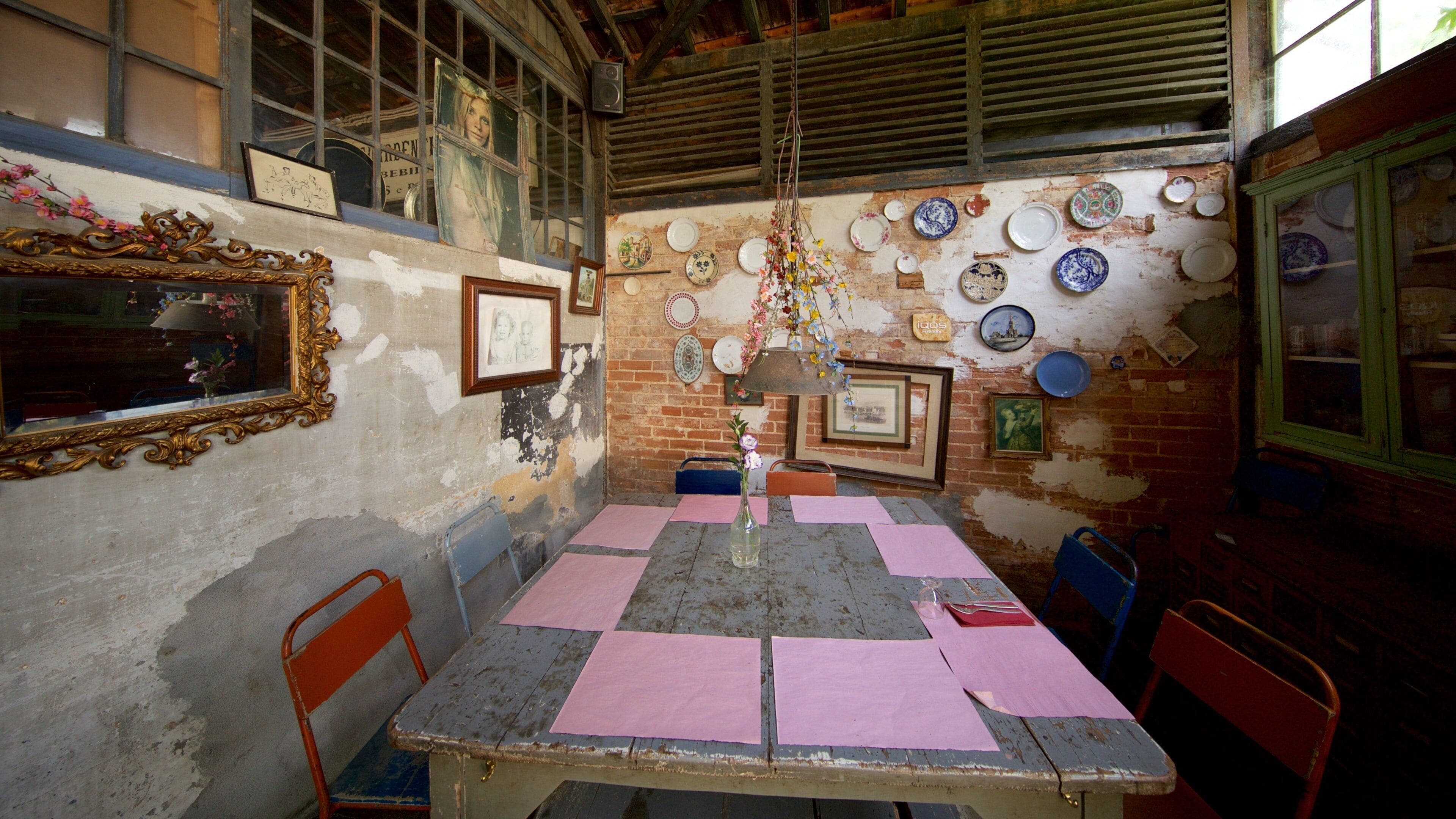 리스본 주 을 특징 실내 전경 과 카페 라이프스타일