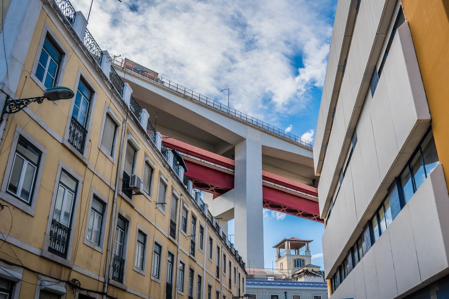 Street perspective by the 25 de April Bridge, Alcântara, Lisbon PORTUGAL