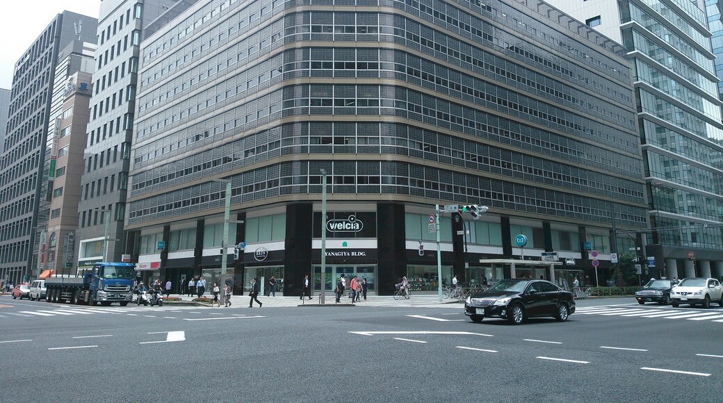 東京・日本橋、柳屋ビルディング