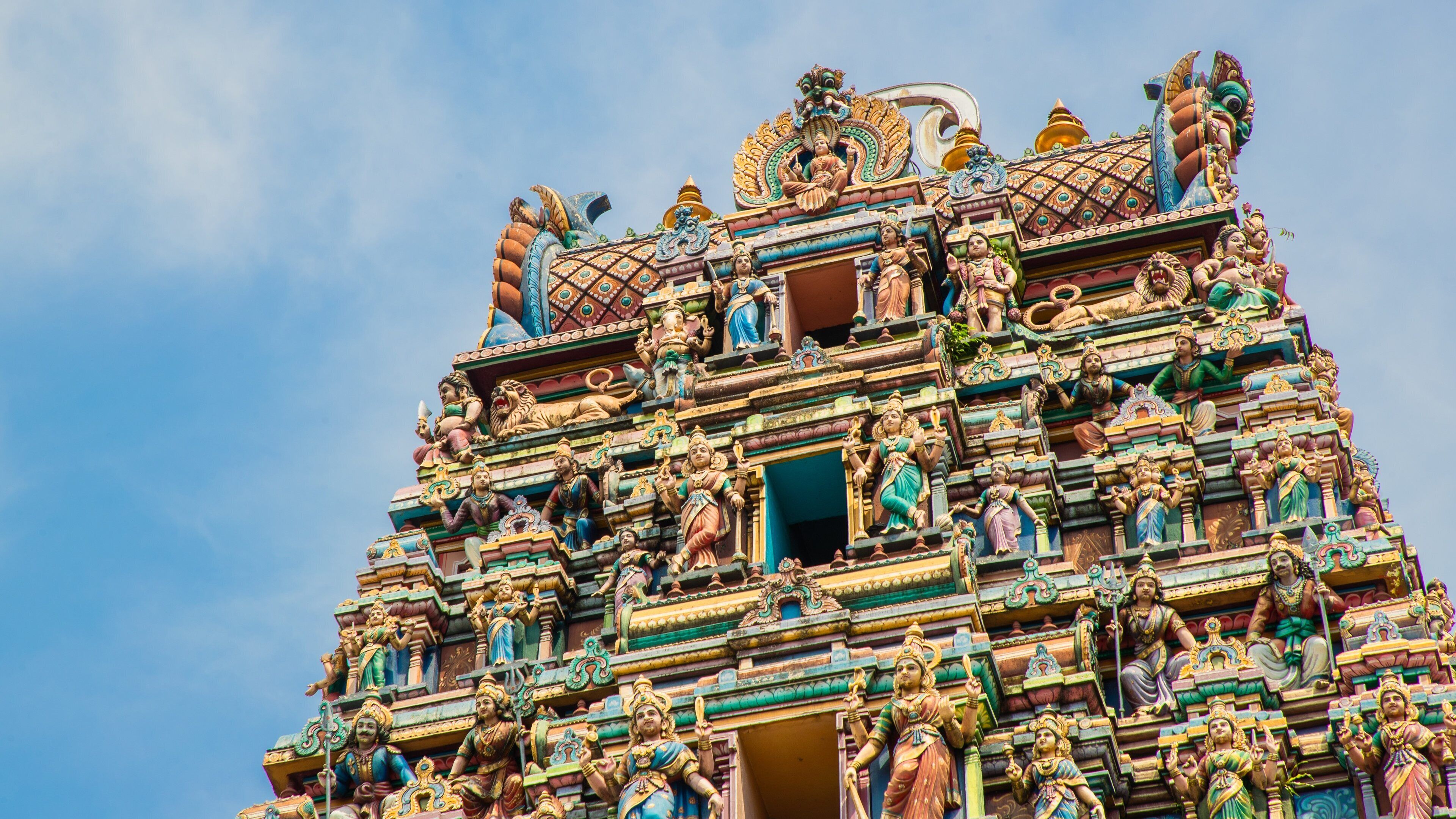 Sri Maha Mariamman Temple featuring heritage architecture