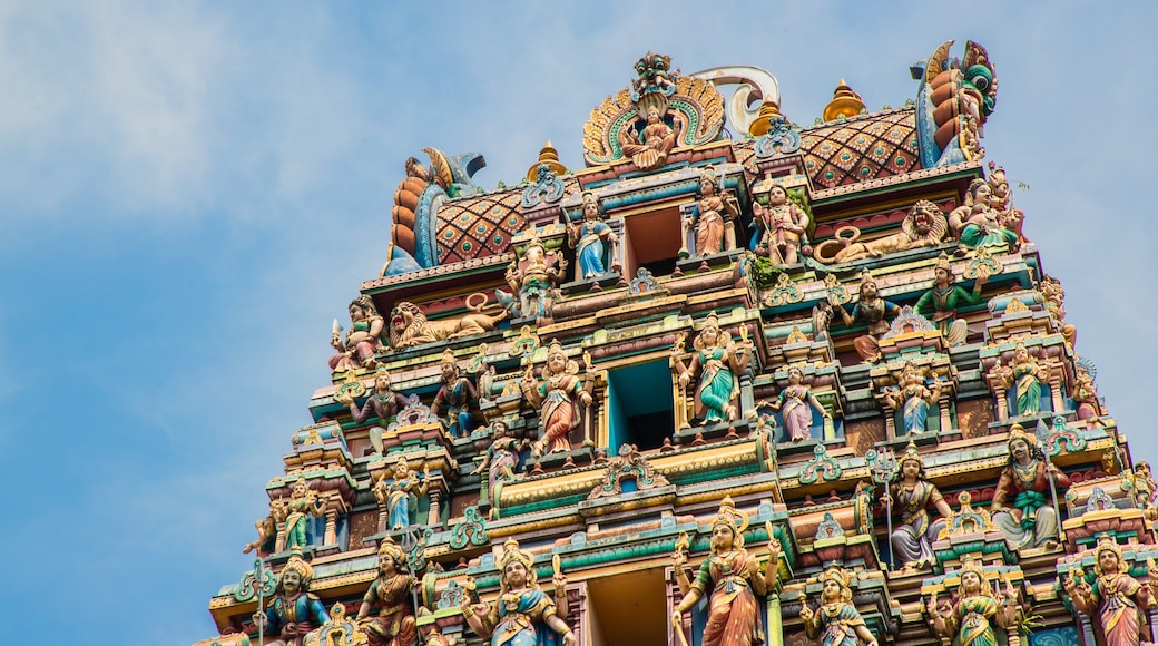 Sri Maha Mariamman Temple featuring heritage architecture
