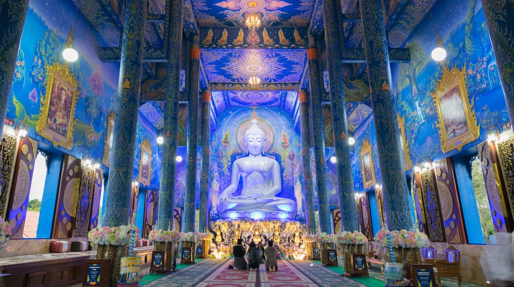 Blue Temple or Wat Rong Sua Ten is one of the landmark of Chiang Rai Province. This place is the popular attraction for Chiang Rai trip.