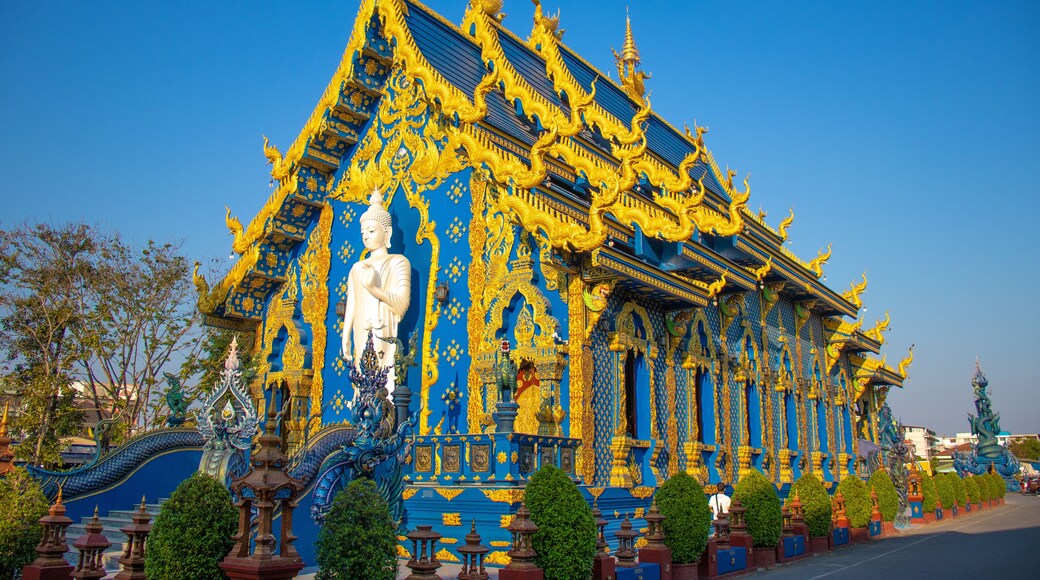 A beautiful view of Wat Rong Suea Ten, the Blue Temple at Chiang Rai, Thailand.