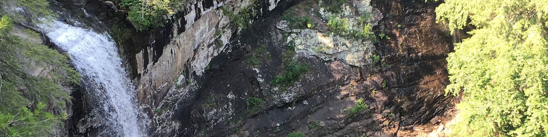 Nice Summer dip in this gorgeous waterfall!