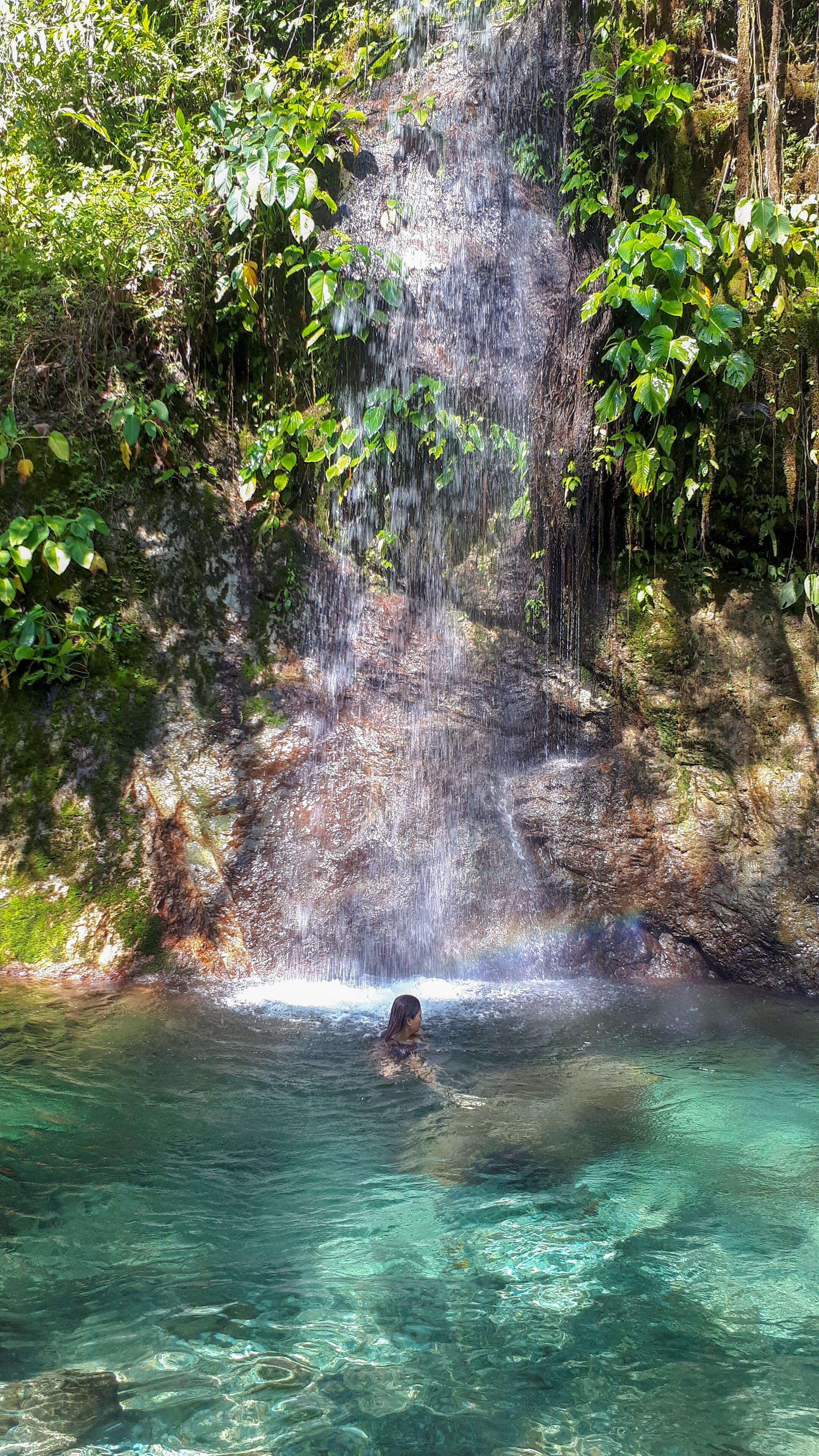Chasing the rainbow gaming. 

Ahhh! How beautiful it is?

#waterfalls #wonderfalls
#naturegaming
#naturelover
#naturalpool
#rainbow
#traveler