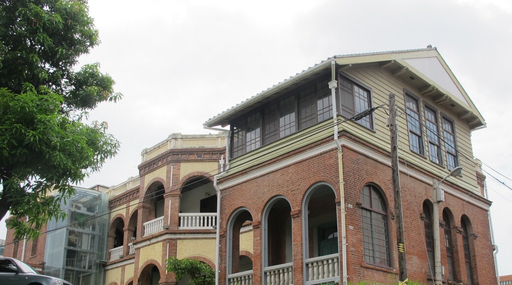 原台南州知事官邸 後面