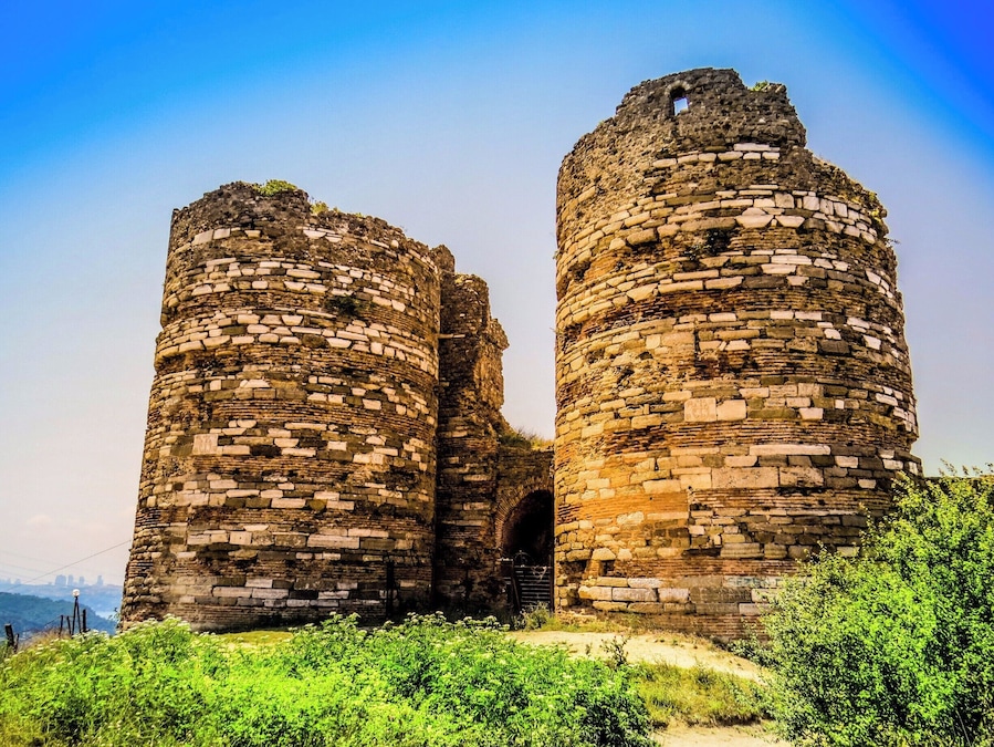 Yoros Castle, a Byzantine ruined castle at the confluence of the Bosphorus and the Black Sea, to the north of Joshua's Hill, in Istanbul, Turkey. It is also commonly referred to as the Genoese Castle, due to Genoa’s possession of it in the mid-15th century.