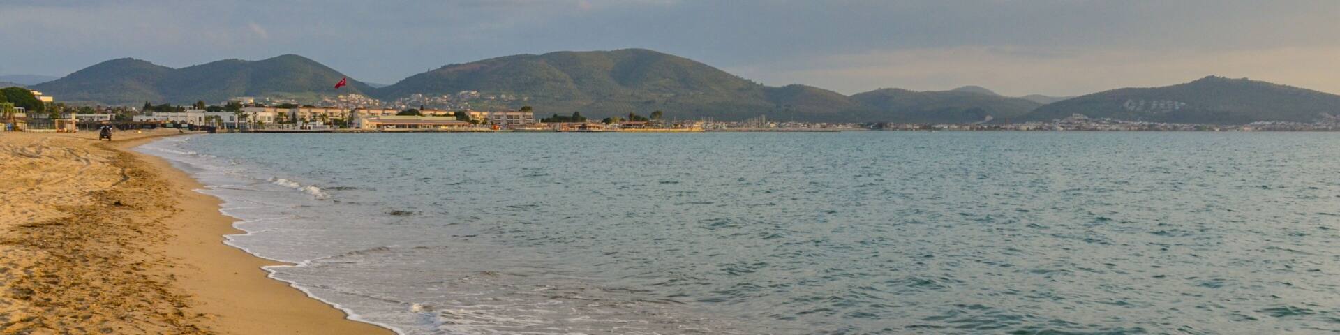 Oren Beach in Burhaniye (Balikesir province, Turkey) at sunset