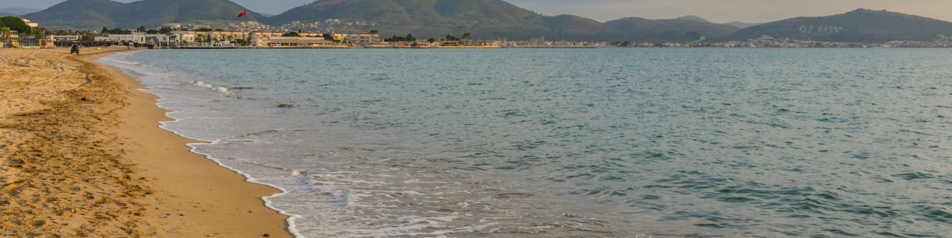 Oren Beach in Burhaniye (Balikesir province, Turkey) at sunset