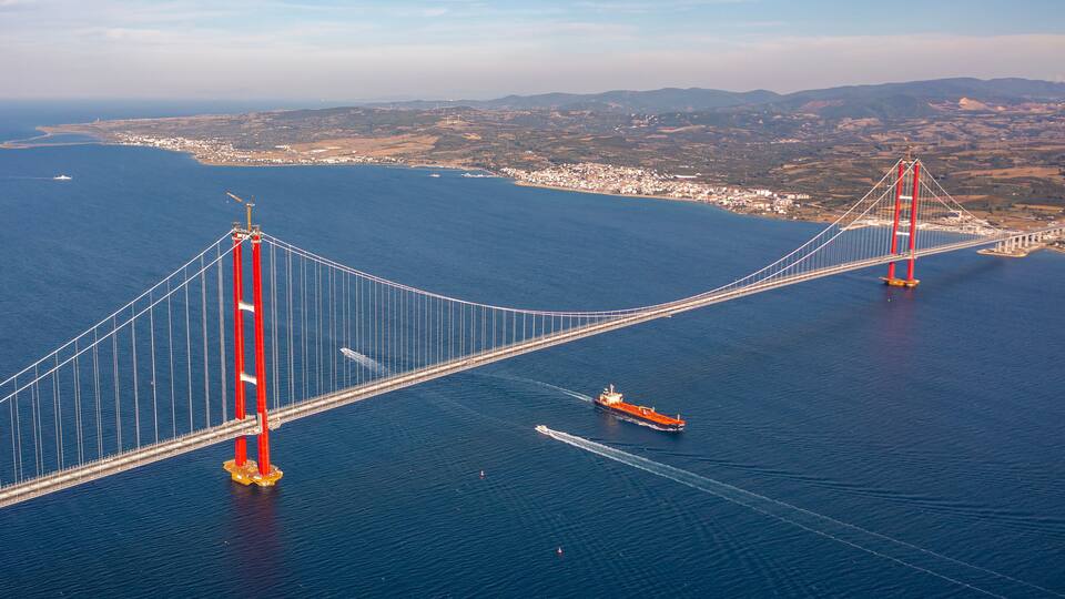 new bridge connecting two continents 1915 canakkale bridge (dardanelles bridge), Canakkale, Turkey