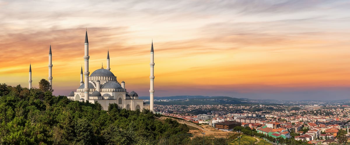 Camlica Mosque in Istanbul, Turkey, sunset view