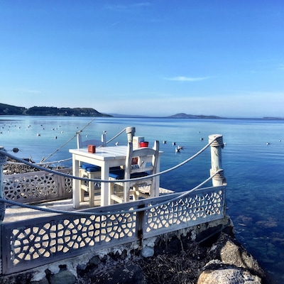 Urla ; İzmir