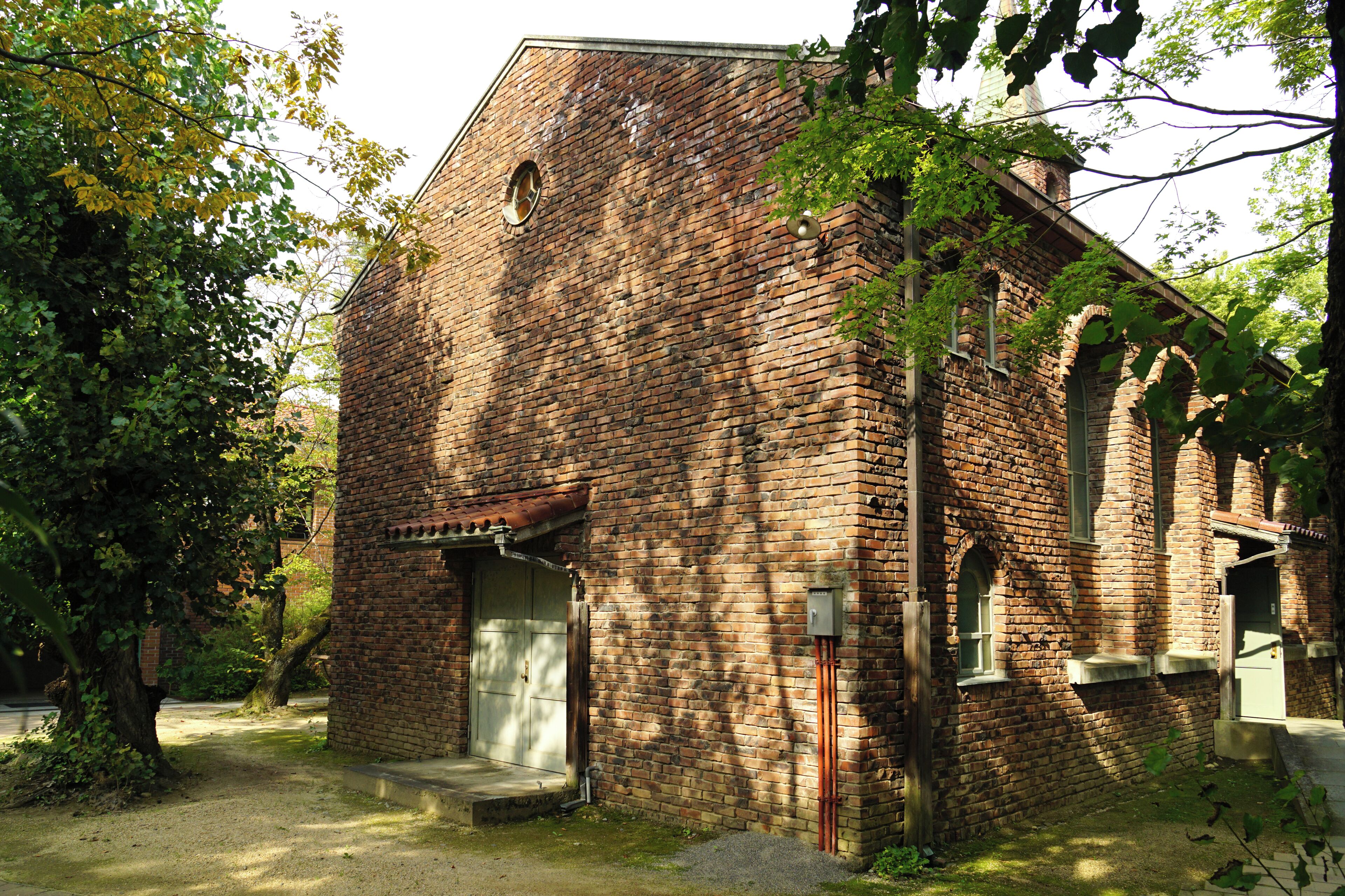 Rokuzan Art Museum in Azumino, Nagano prefecture, Japan