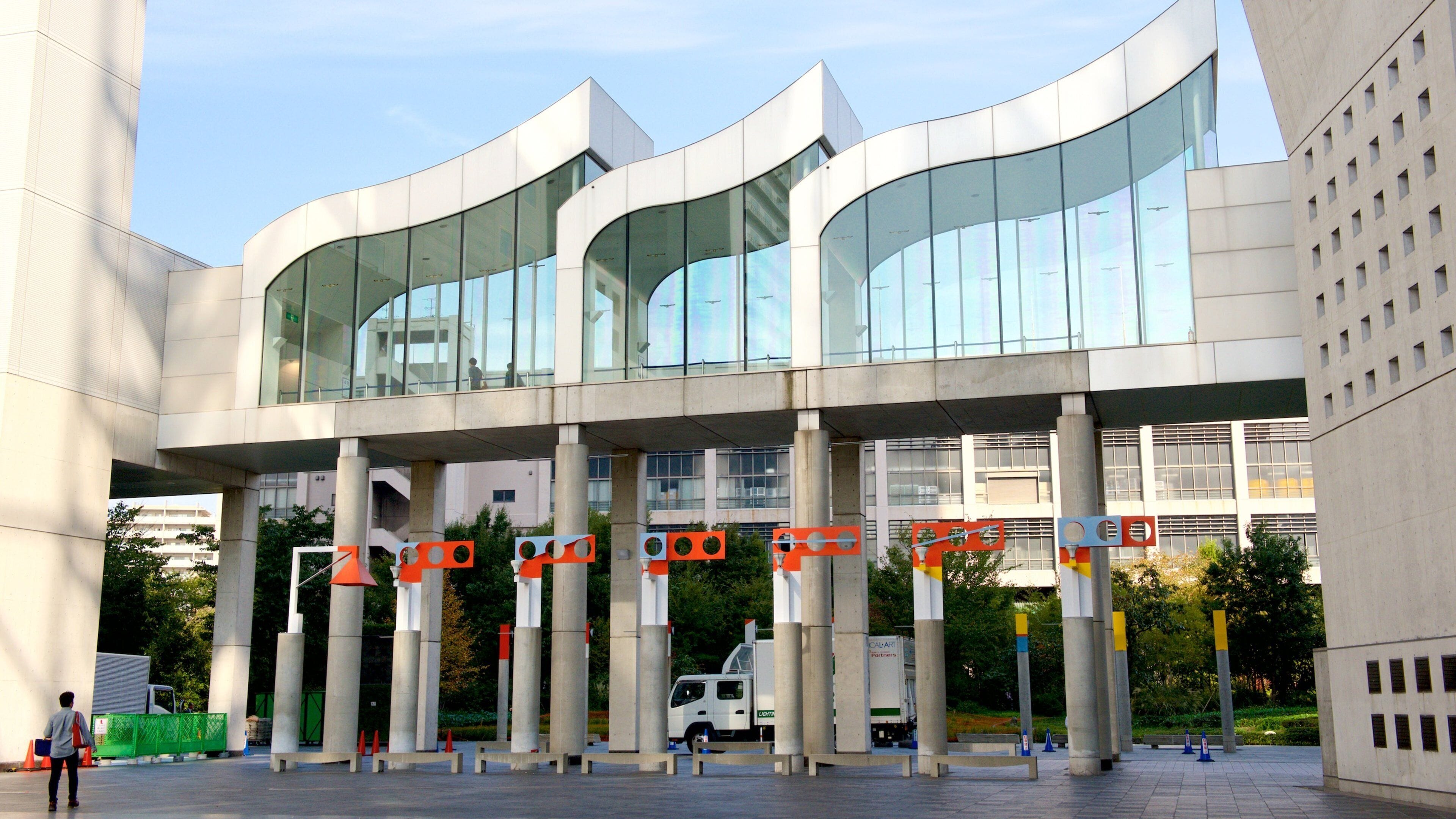 Nakatsu which includes modern architecture