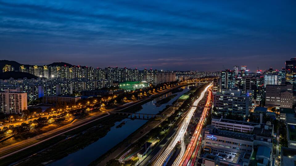 the night view of Anyangcheon Stream in Seoul