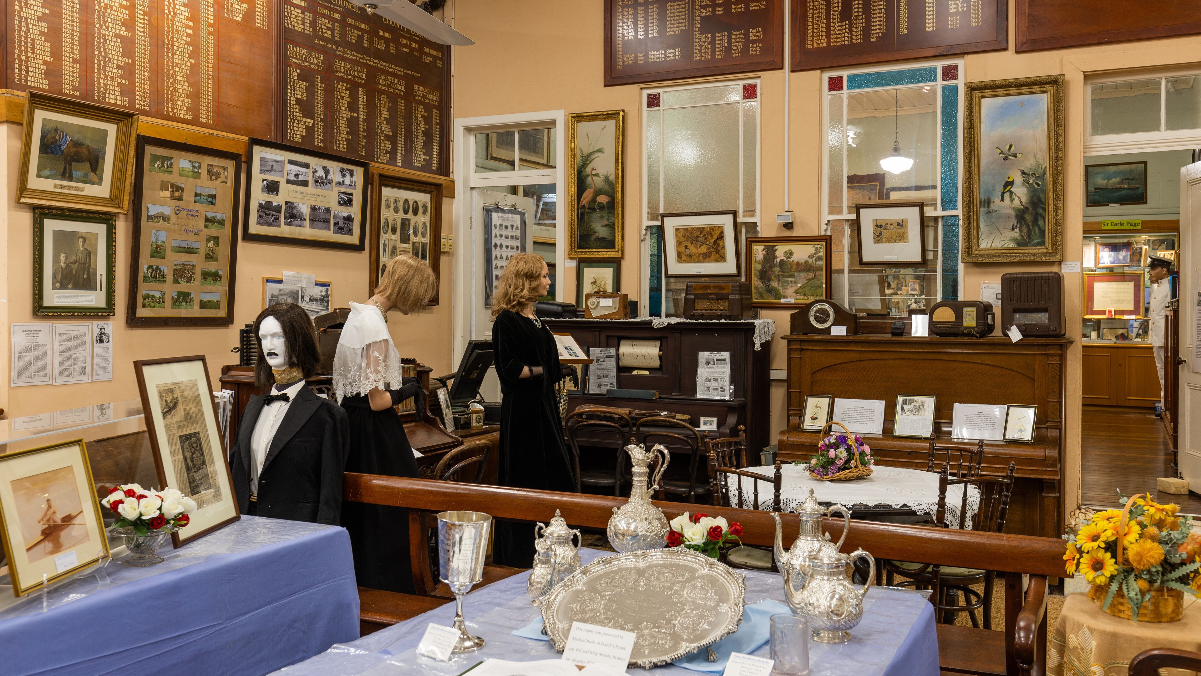 Clarence River Historical Society showing interior views