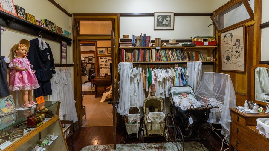 Clarence River Historical Society showing interior views