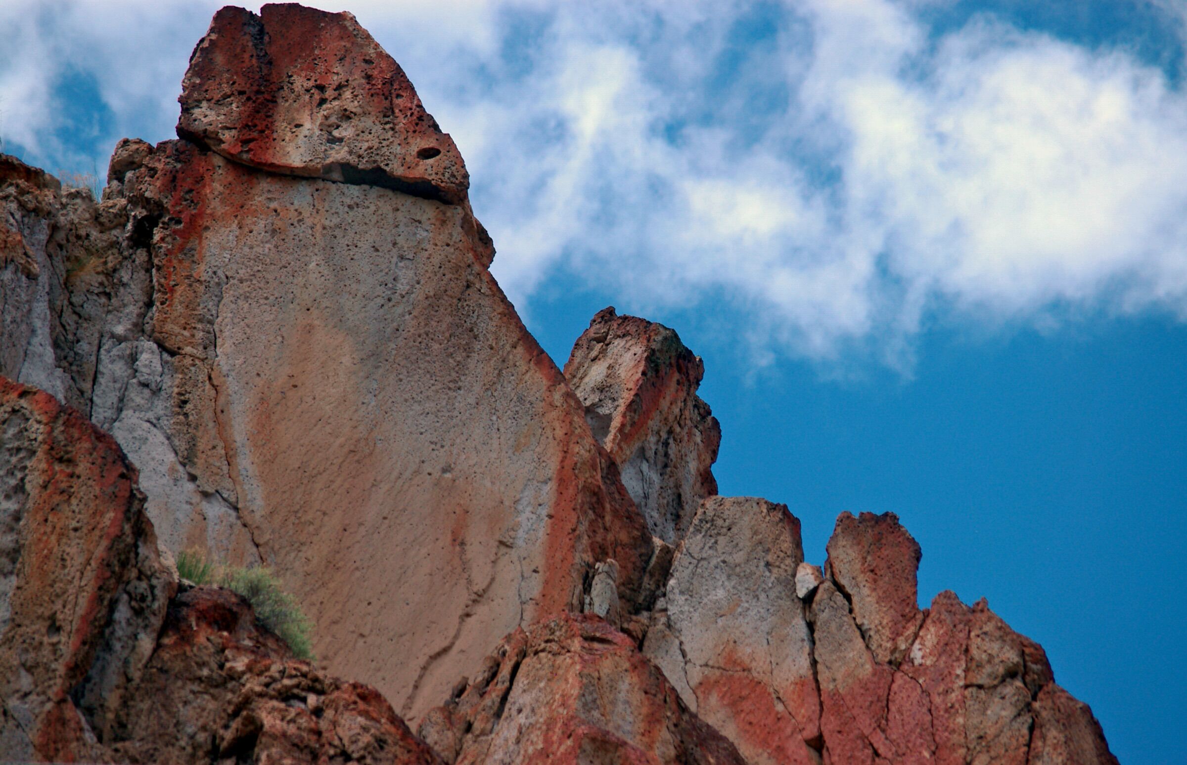 One thousand years ago, the valleys along what is now Interstate 70 near Sevier, Utah were home to the largest community of Fremont Indians ever discovered. Their rock art and structures are still visible in the canyons of Fremont Indian State Park. A film, artifacts, hands-on activities, rock art tours, and exhibits reveal the lives of these Fremont Indians
