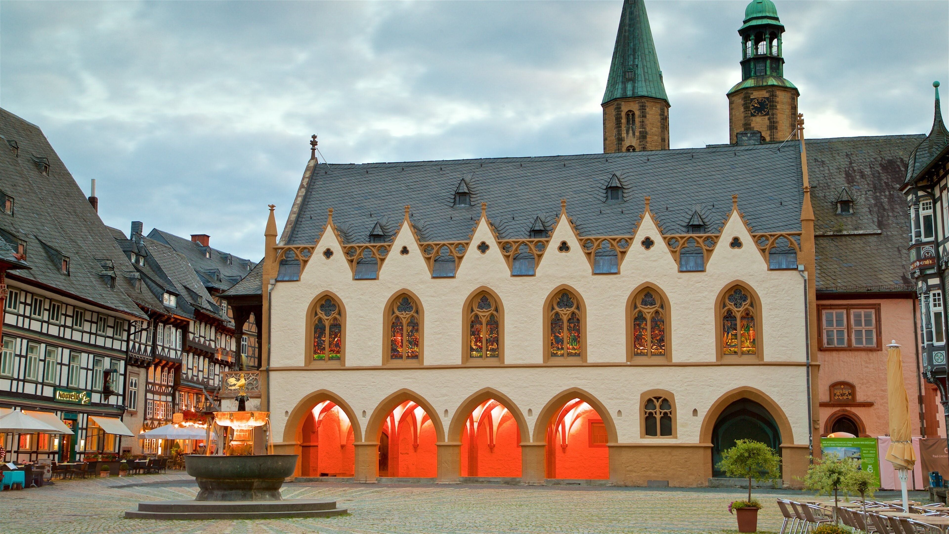 Goslar which includes a fountain, a square or plaza and heritage elements