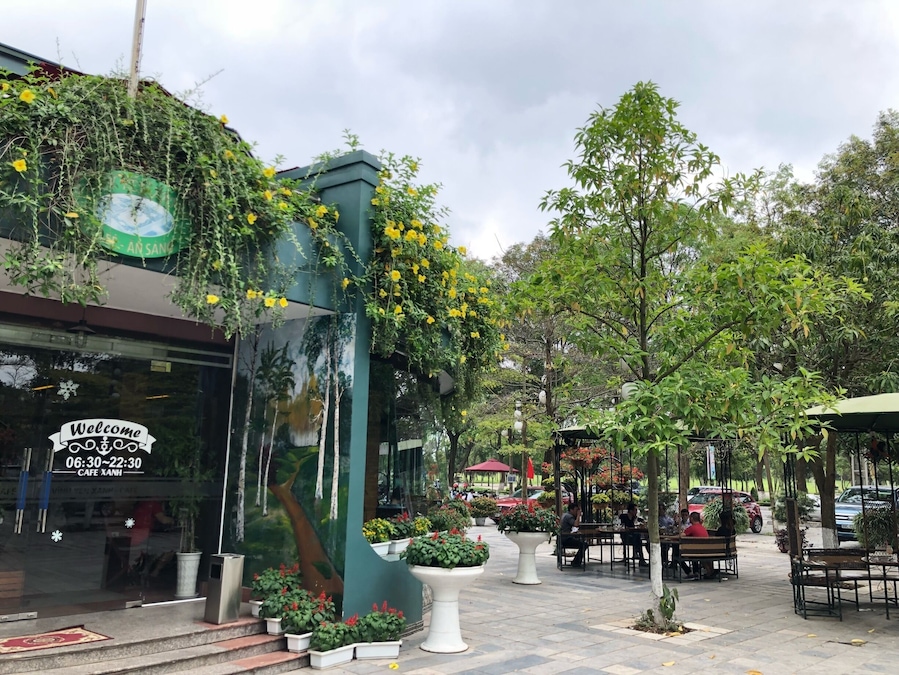 Cafe