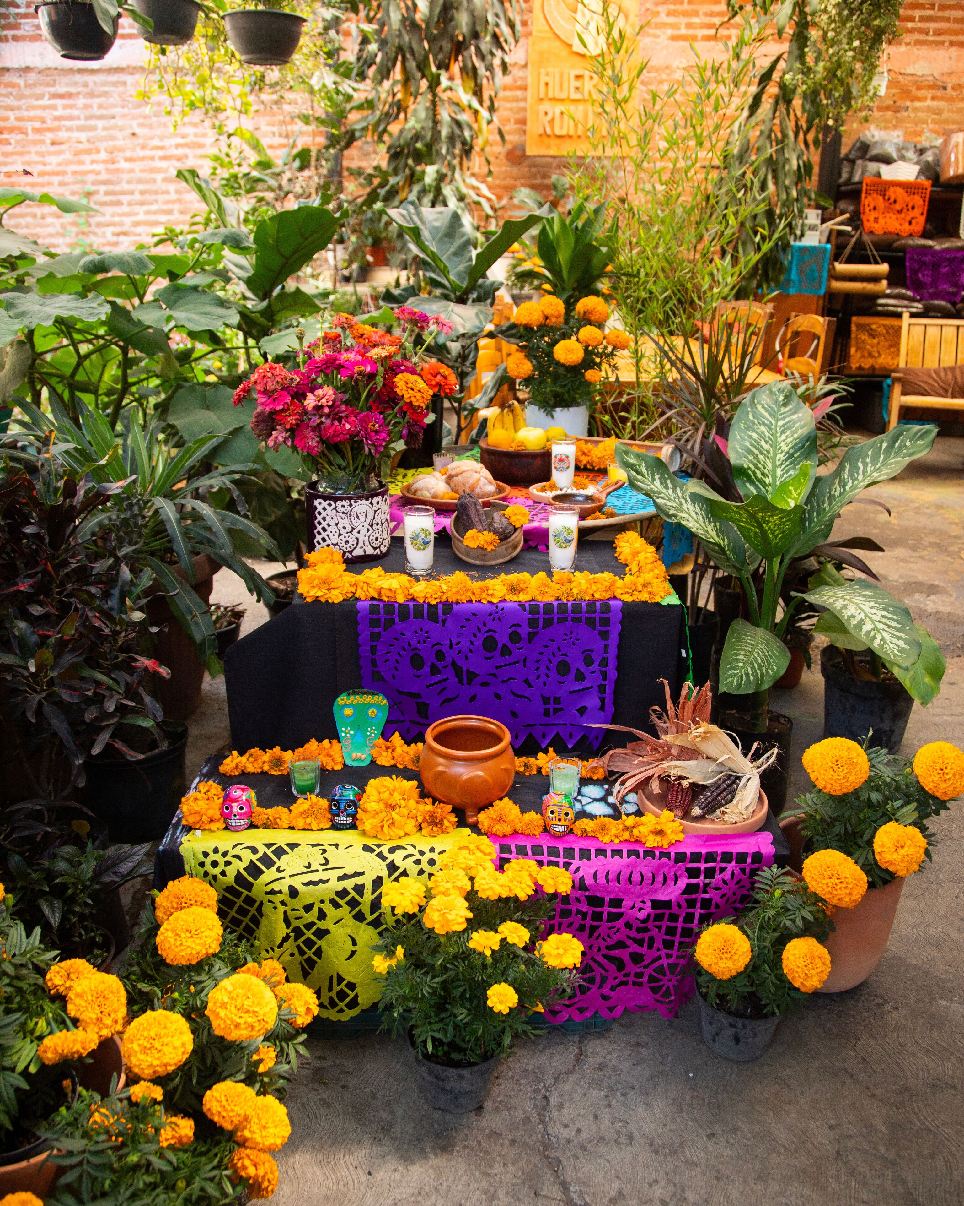 Mexico City, Mexico; November 1, 2024: Street altar to celebrate the Day of the Dead in the Romita neighborhood.