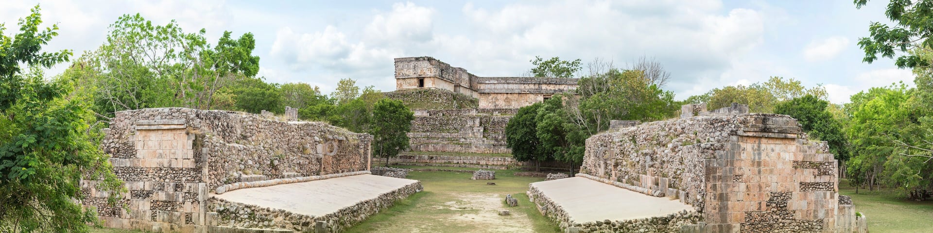 Mayan Ball court found in Uxmal