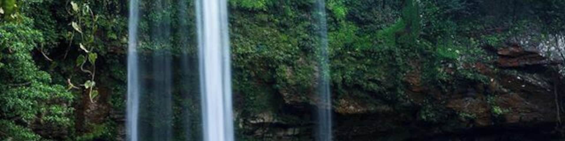 The Misol-Ha waterfall in Chiapas, Mexico. We only had 30 minutes, but we could easily spend a couple hours here! #Waterfall #Nature #Mexico #Chiapas #Hiking