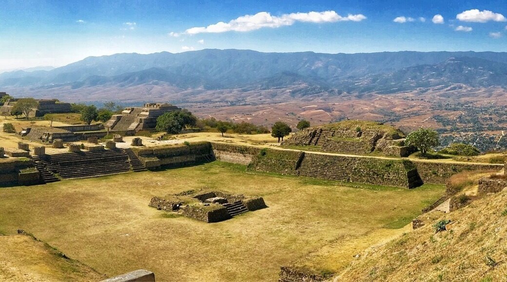 If one had to choose among the vast number of Mexican pre-Hispanic cultures for its uniqueness, development, wisdom, and strength, the Zapotecas would rank at the very top. Here is a panoramic view of their most important urban and ceremonial settlement in Oaxaca: Monte Alban.