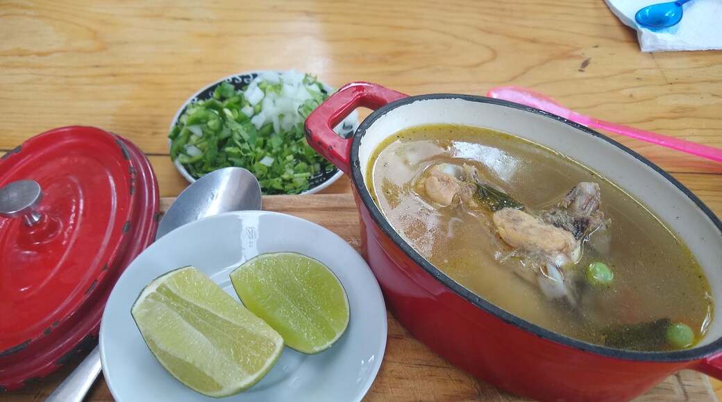 Un caldito de pollo !! Delicioso!!
#trover
#lapanaderiayelchef
#oaxaca
