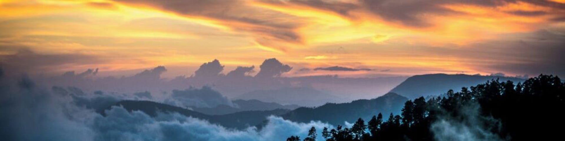 The sunsets seen from the terrace of my hostel in San José del Pacífico were more than amazing!