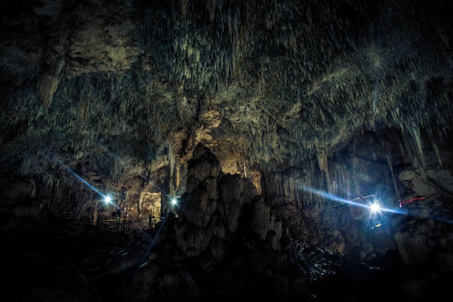 Just one look inside the Choj Ha cenote was all I needed to place it in the No. 1 spot in my list of All-Time Favorite Cenotes.
A massive cave full of columns, stalactites and stalagmites, with a beautiful area for swimming and another one for cave diving.
Even though it is located around 30 minutes away from Valladolid, it is a fairly unknown cenote managed by a small mayan community.
Definitely worth the ride if you're looking for a really interesting place off the beaten path.