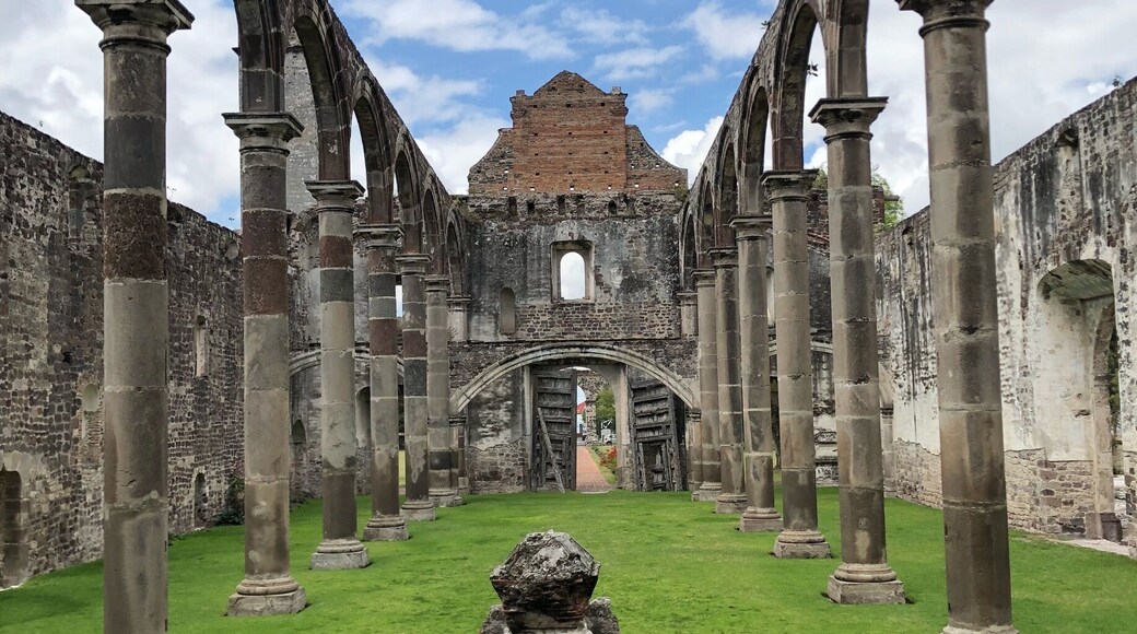 A trip to the past in this former Franciscan convent from S. XVI
#WeLoveOurMarkets
#LifeAtExpedia