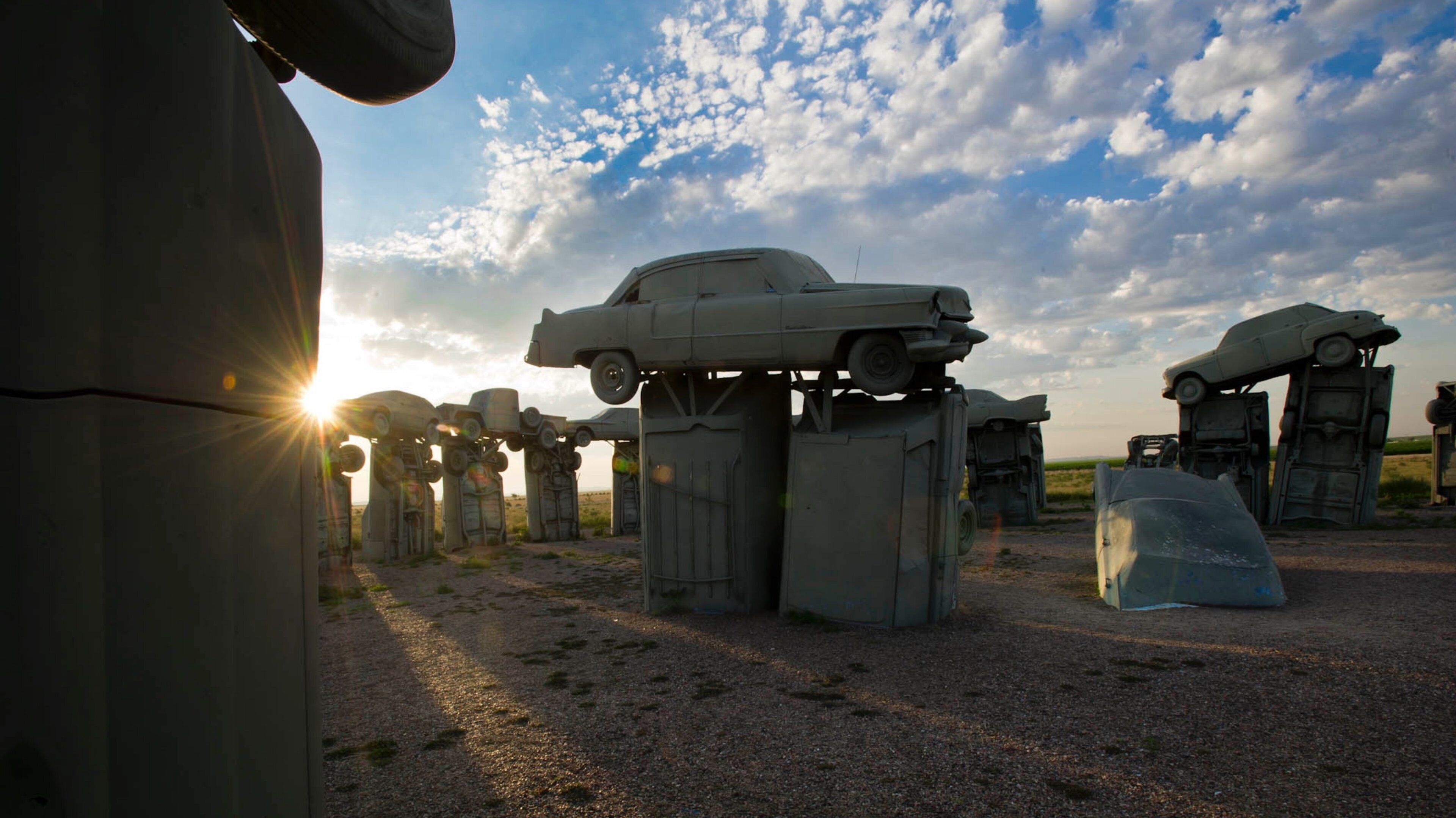 Nebraska Panhandle showing art, a monument and a statue or sculpture