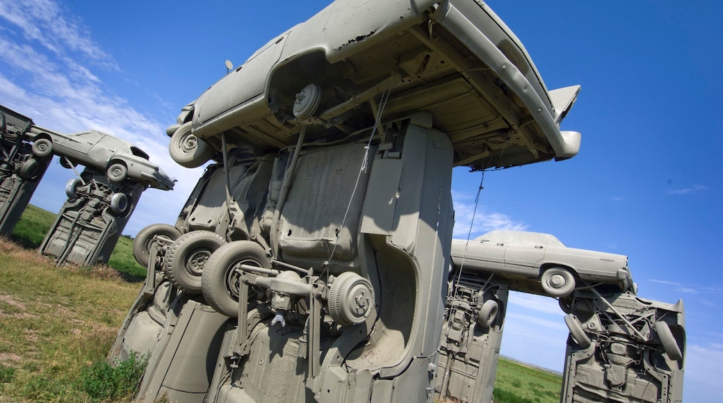Carhenge showing outdoor art