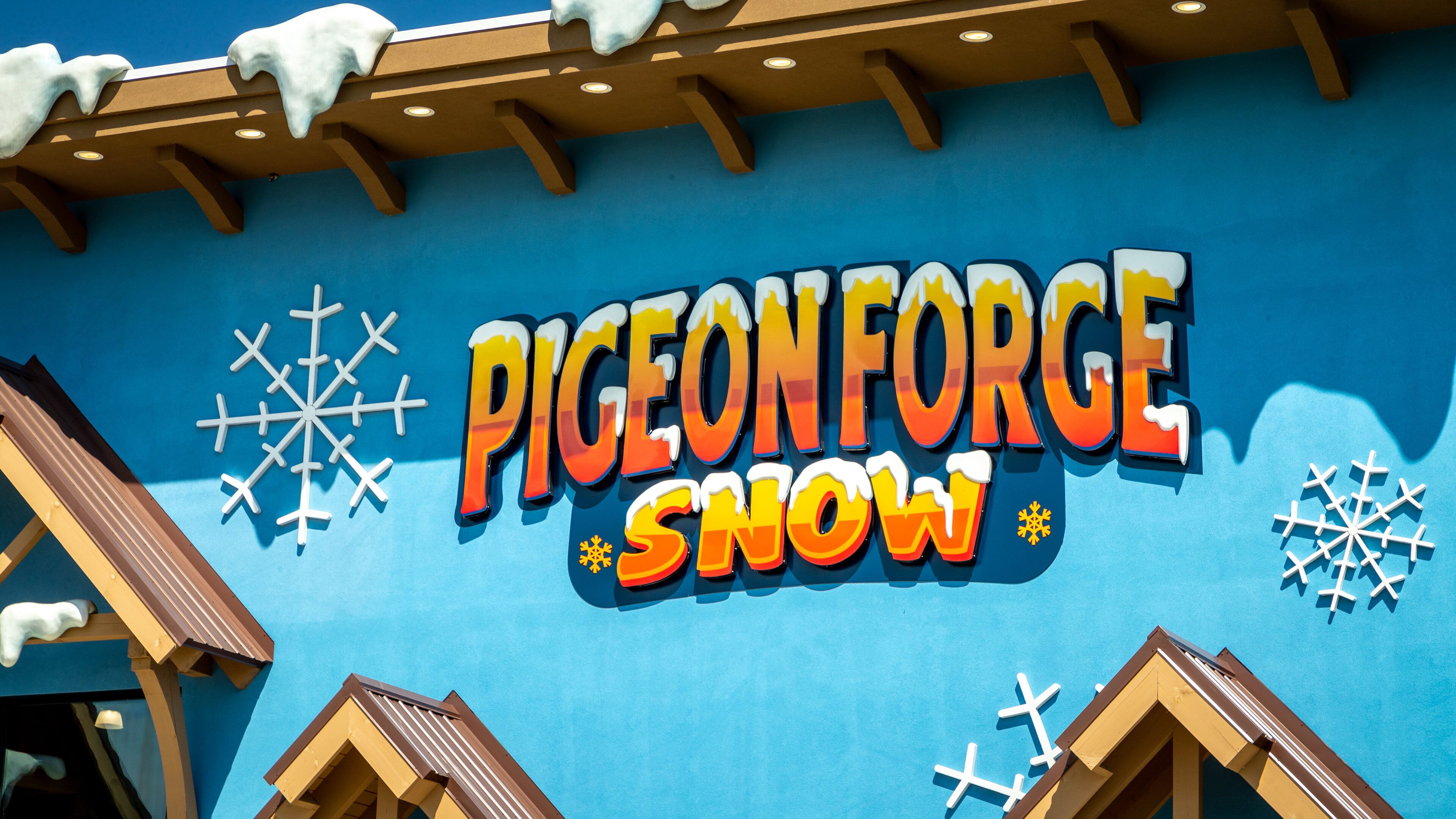 Pigeon Forge Snow
