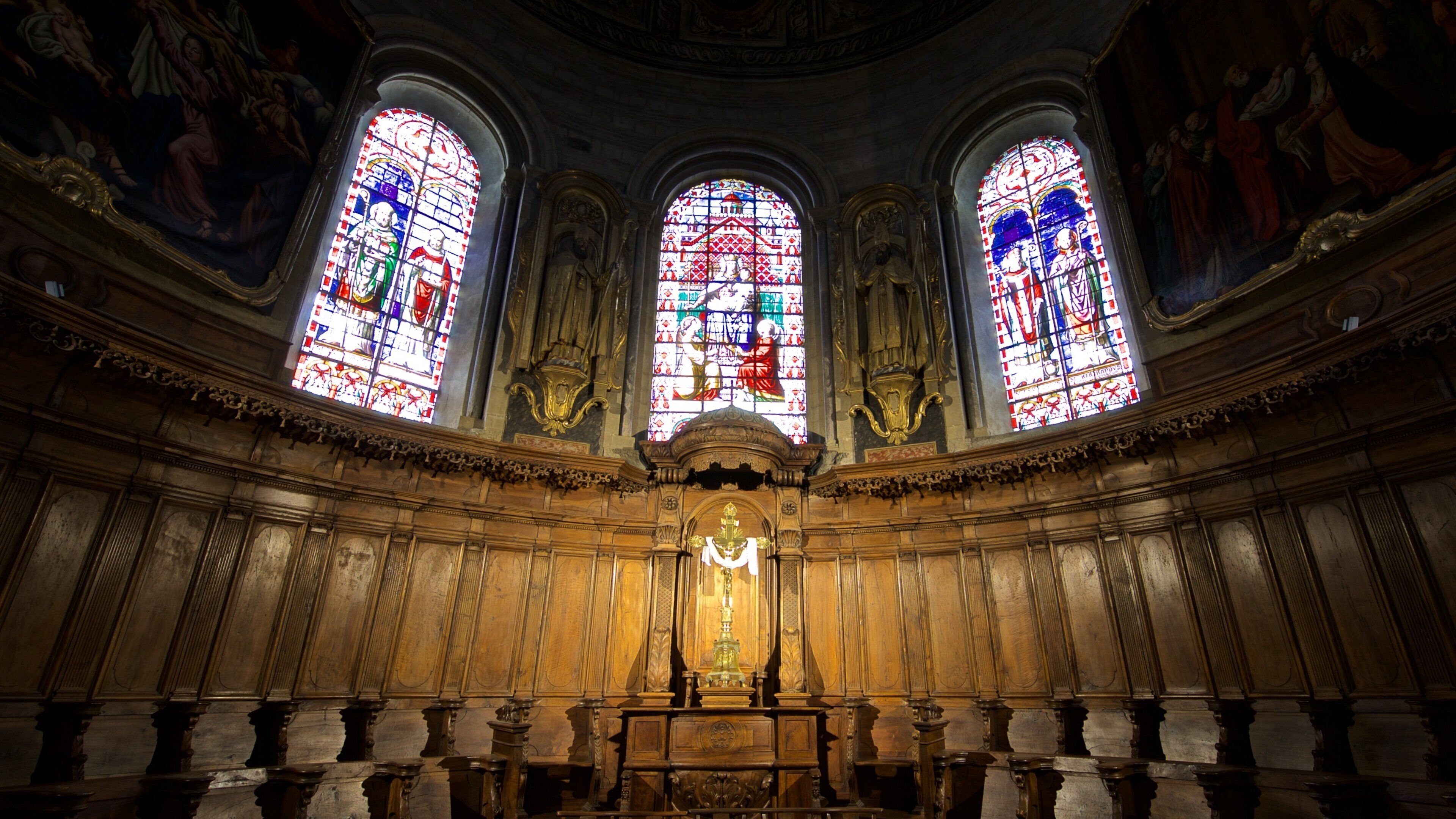 Cathedrale Notre-Dame de la Sede which includes a church or cathedral, heritage elements and interior views