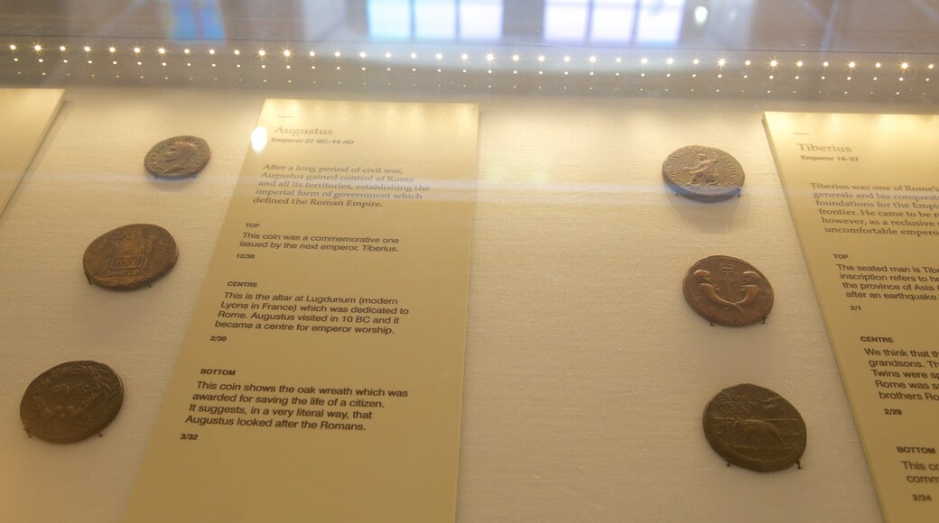 Armagh qui includes patrimoine historique et vues intérieures