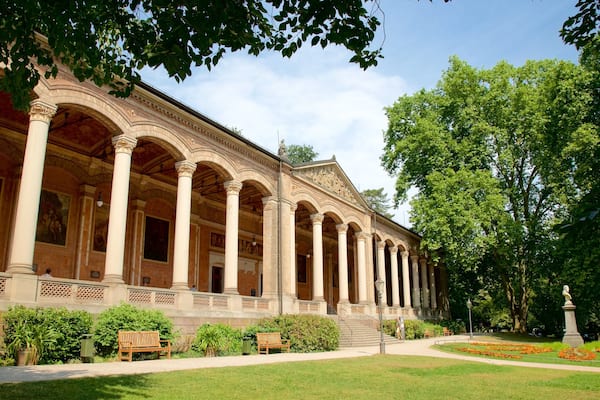 バーデン バーデン どの含み 公園