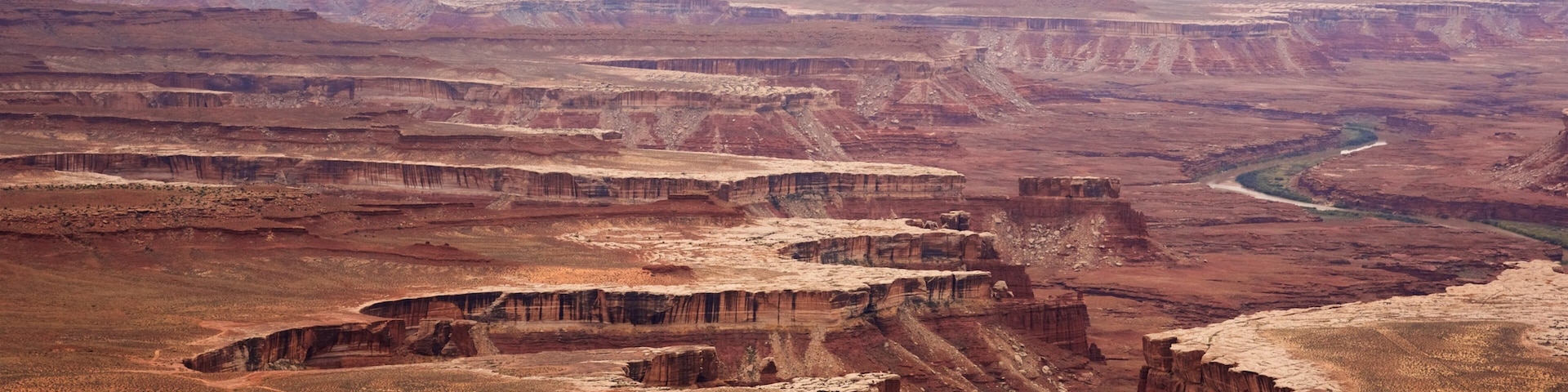 Moab showing a gorge or canyon, landscape views and tranquil scenes