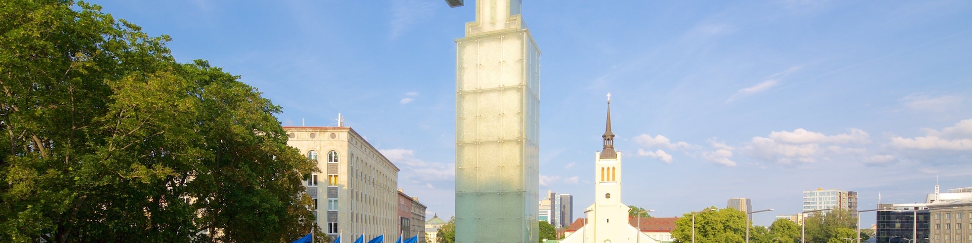 Talim mostrando uma praça ou plaza