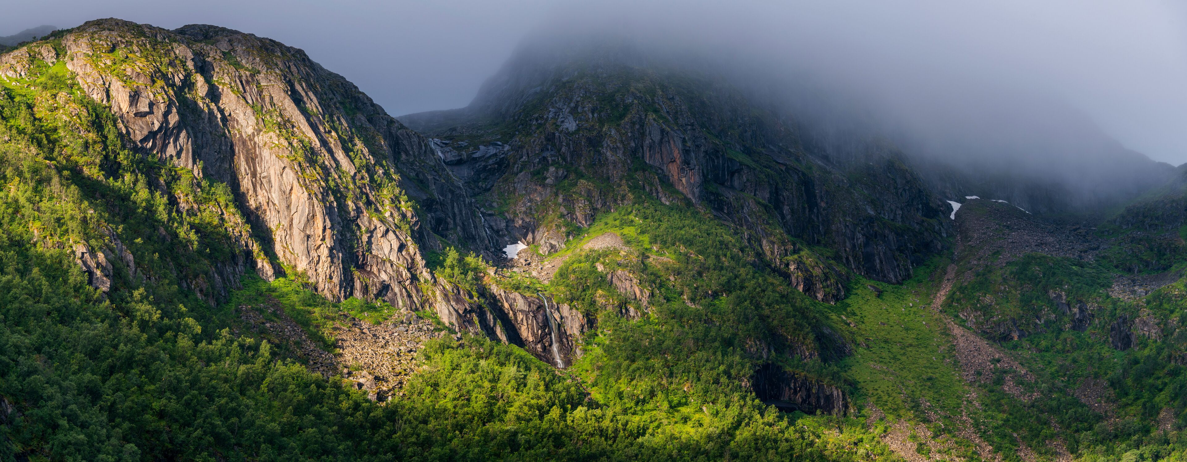 Aslivatnet, Hamnesfjellet, Hamaroy, Ofoten, Nordland, Norwegen