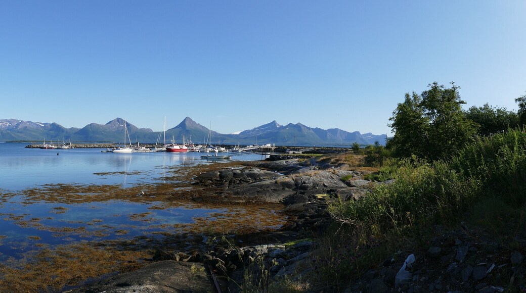 Norwegen, Fährhafen Skutvik & Lofoten
