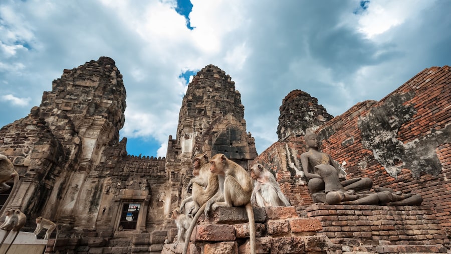 Temple Phra Prang Sam Yod