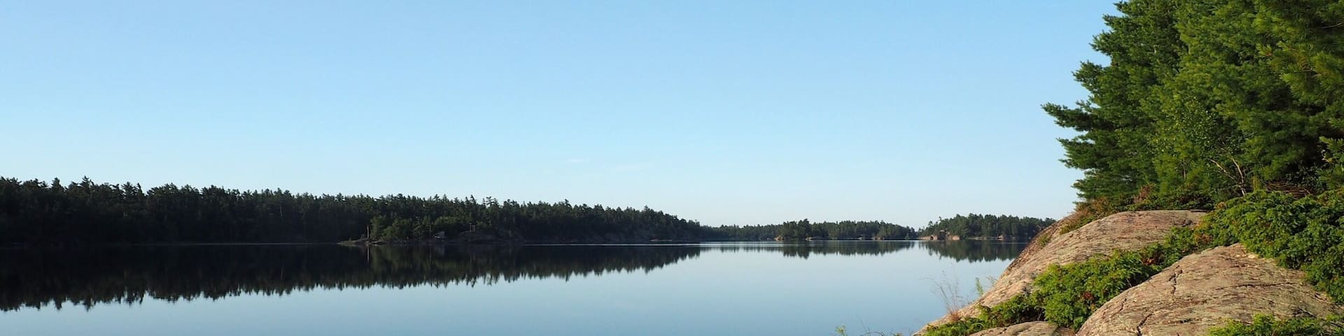 French river, for my first canoe /camping in Canada it was amazing and beautiful !!
This photo was taken at 7am, the river was so quiet. #Aquatrove