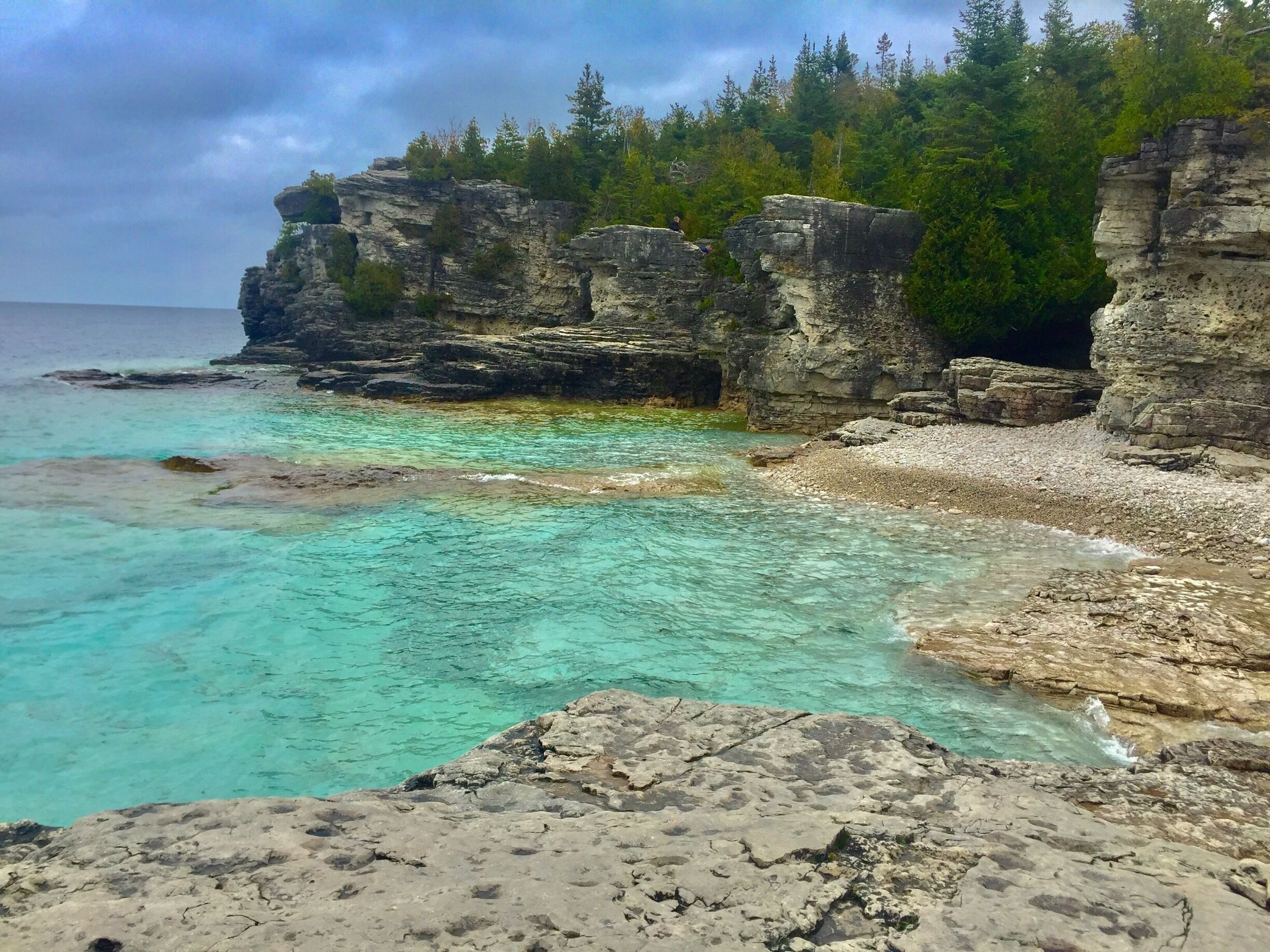 Great park for lakeside hiking. The clearness of the water is truly stunning don't miss The trail to Indian cove. 