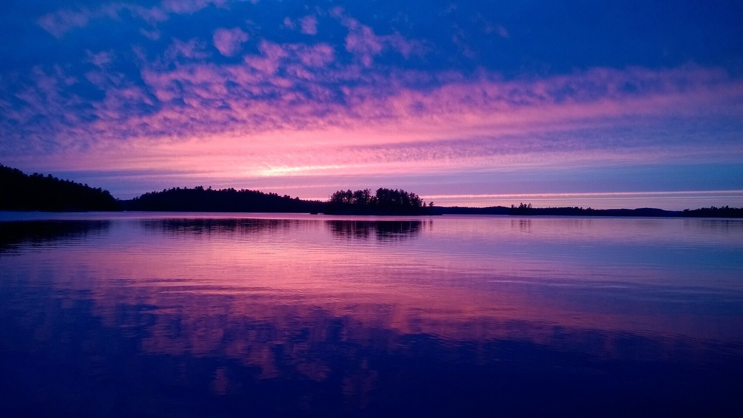 Another amazing sunset on 31 Mile Lake! This photo has not been photo shopped in any way, these are nature's true colors! #waterlust #colorful