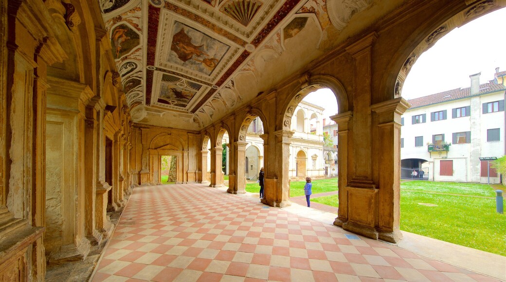 Padova which includes interior views, a park and heritage elements